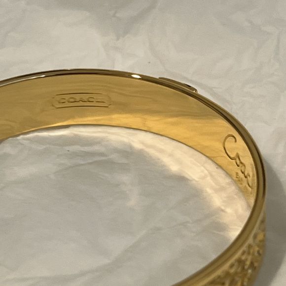 COACH Gold C Bangle NWOT - Picture 4 of 8